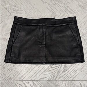 LAMARQUE Black Leather Mini Skirt